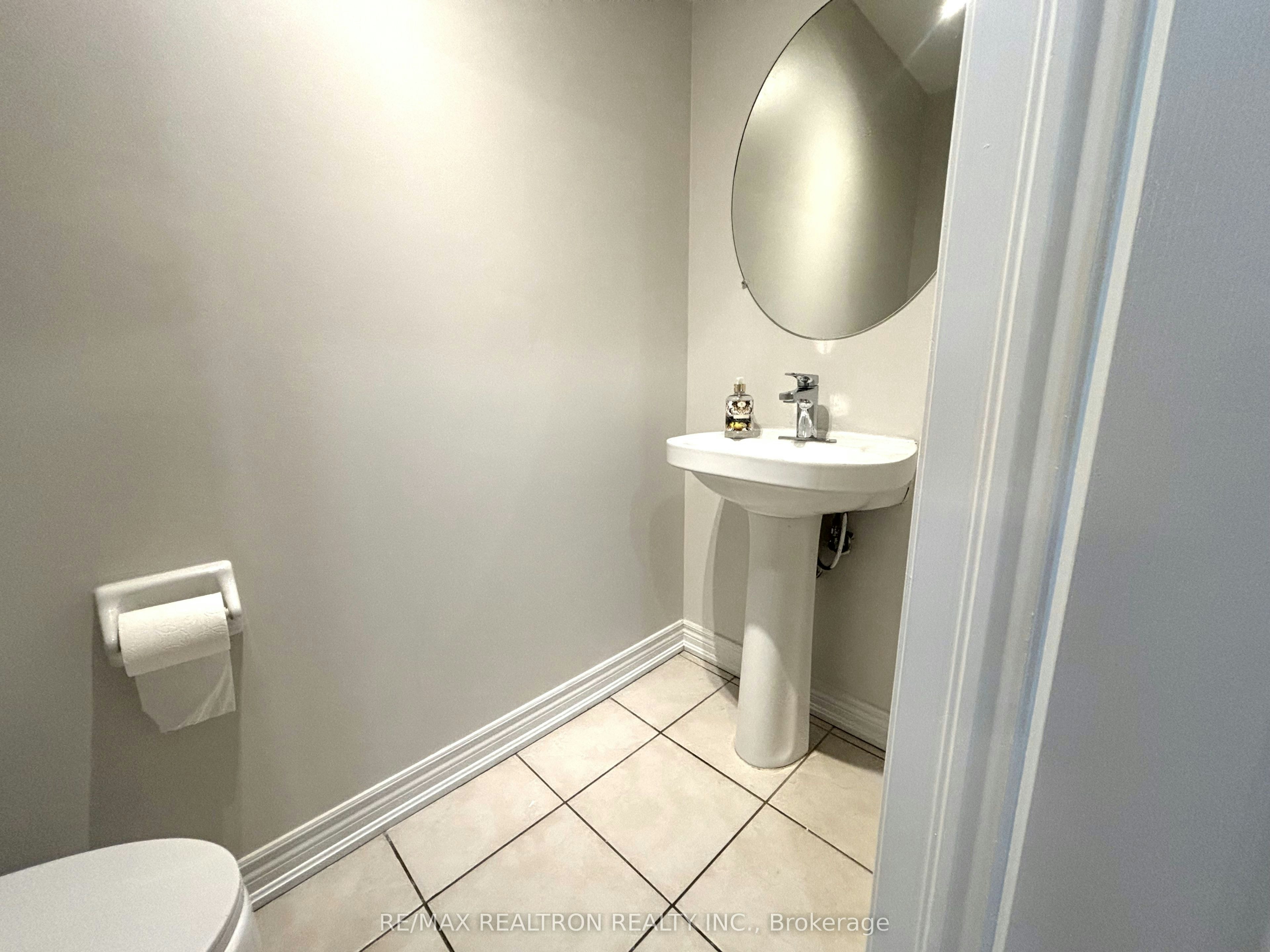 30 Venture Avenue, Richmond Hill, ON, L4S 2P2 - 18
