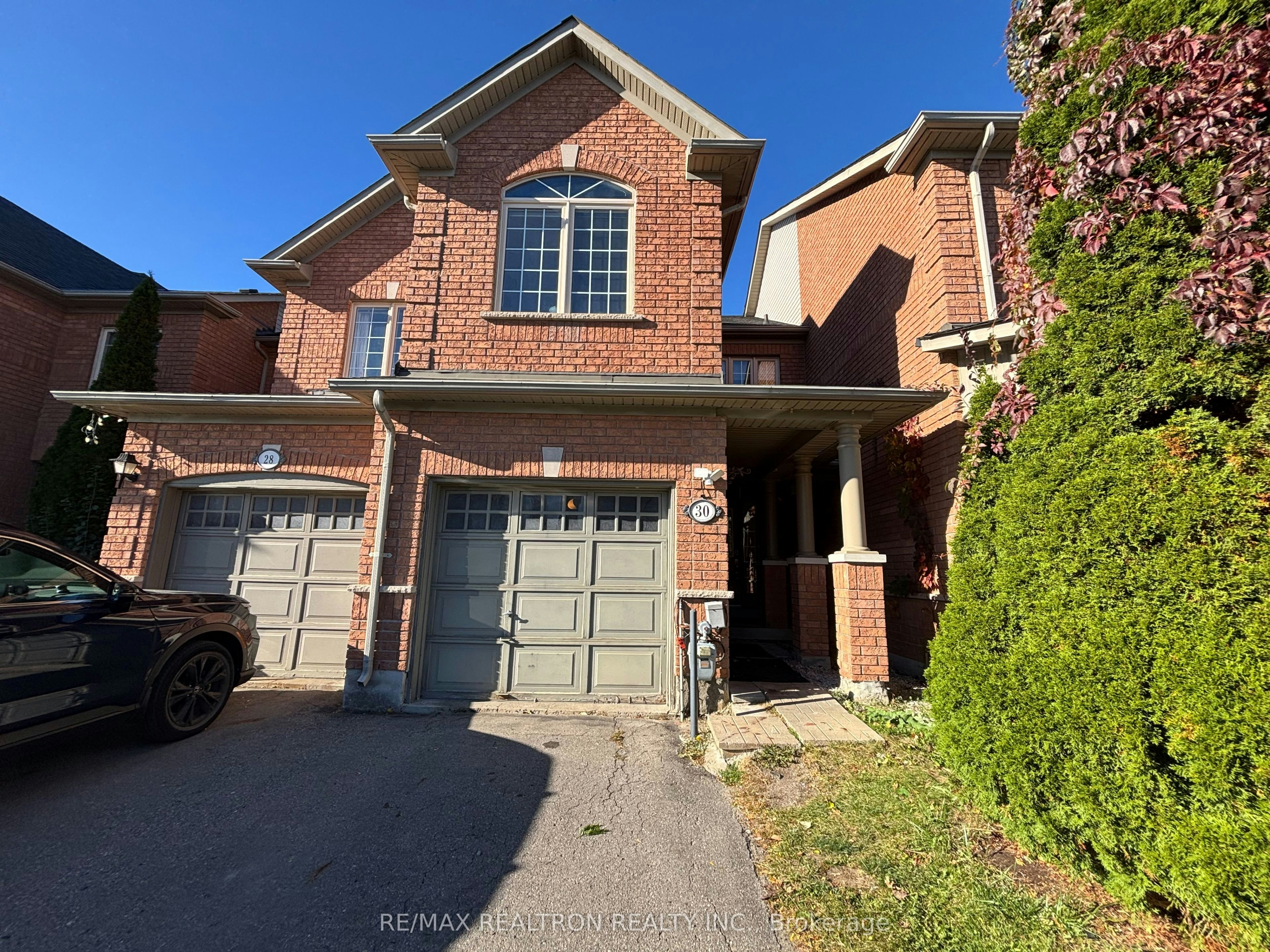 30 Venture Avenue, Richmond Hill, ON, L4S 2P2 - 2