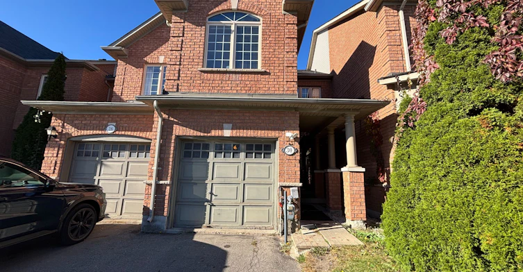 30 Venture Avenue, Richmond Hill, ON, L4S 2P2 - 2