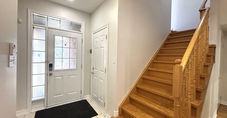 30 Venture Avenue, Richmond Hill, ON, L4S 2P2 - 6