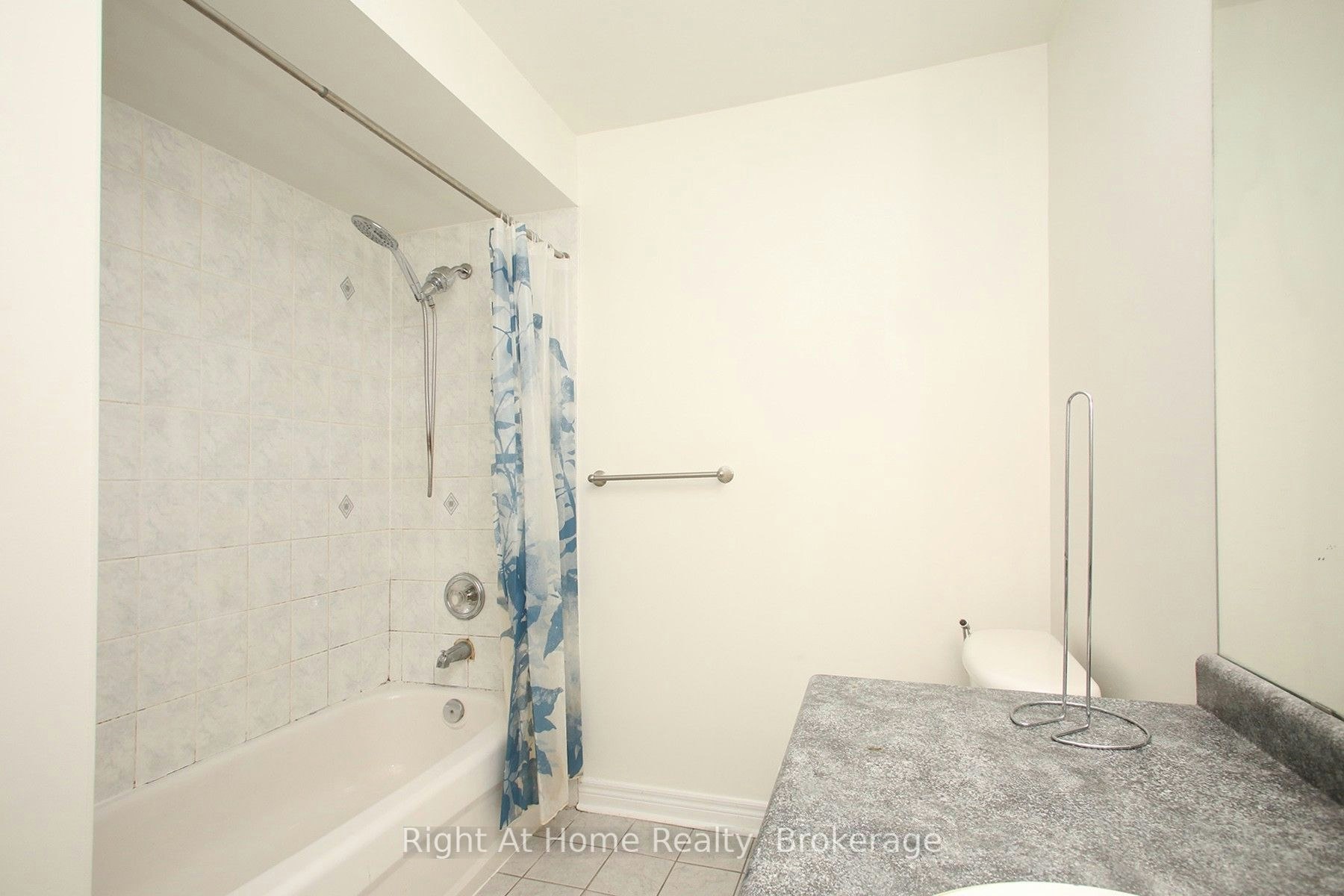Upper-181 Fairlane Crescent, Vaughan, ON, L4H 2G8 - 36