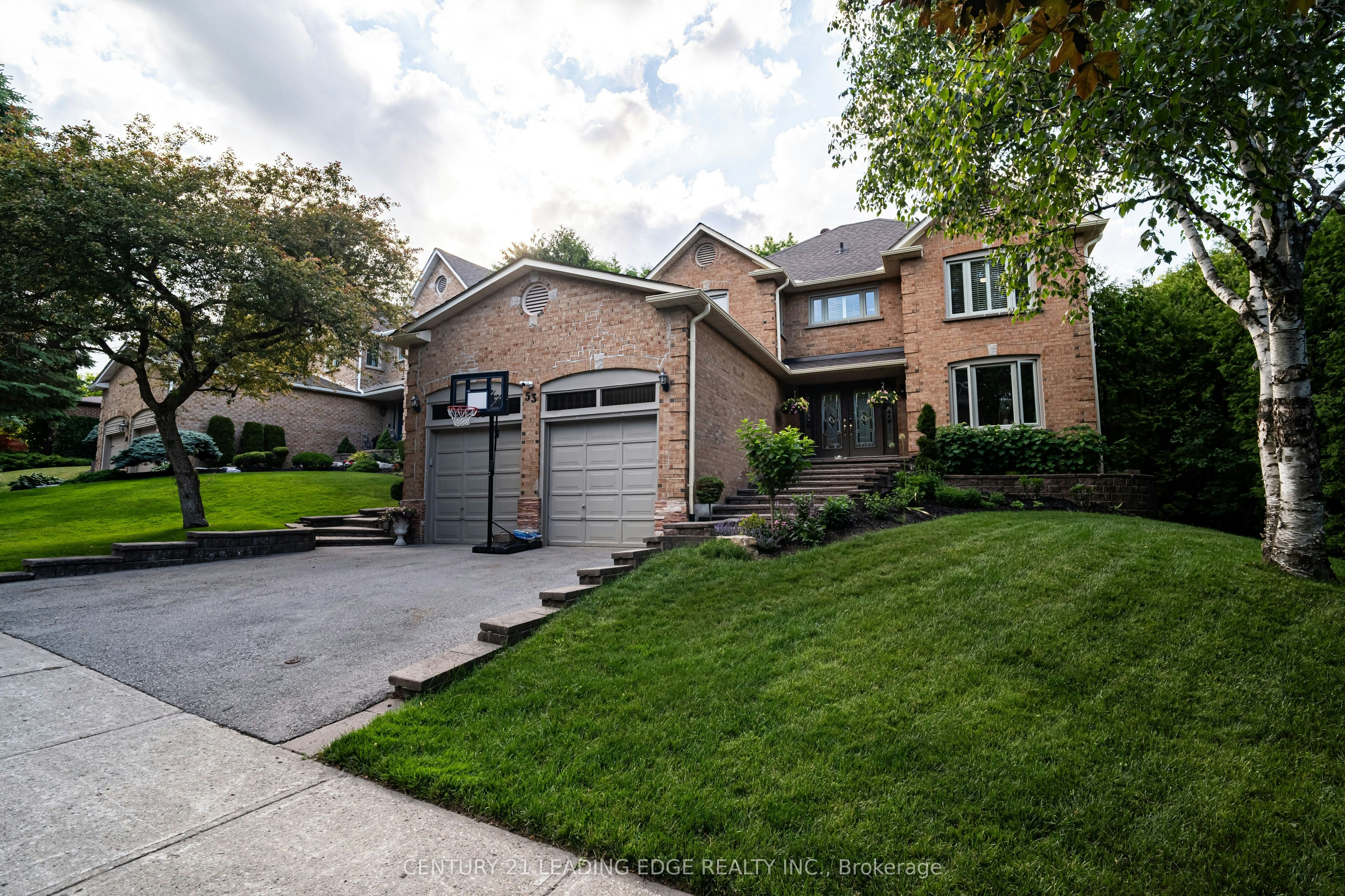 53 Mcclenny Drive, Aurora, ON, L4G 5P5