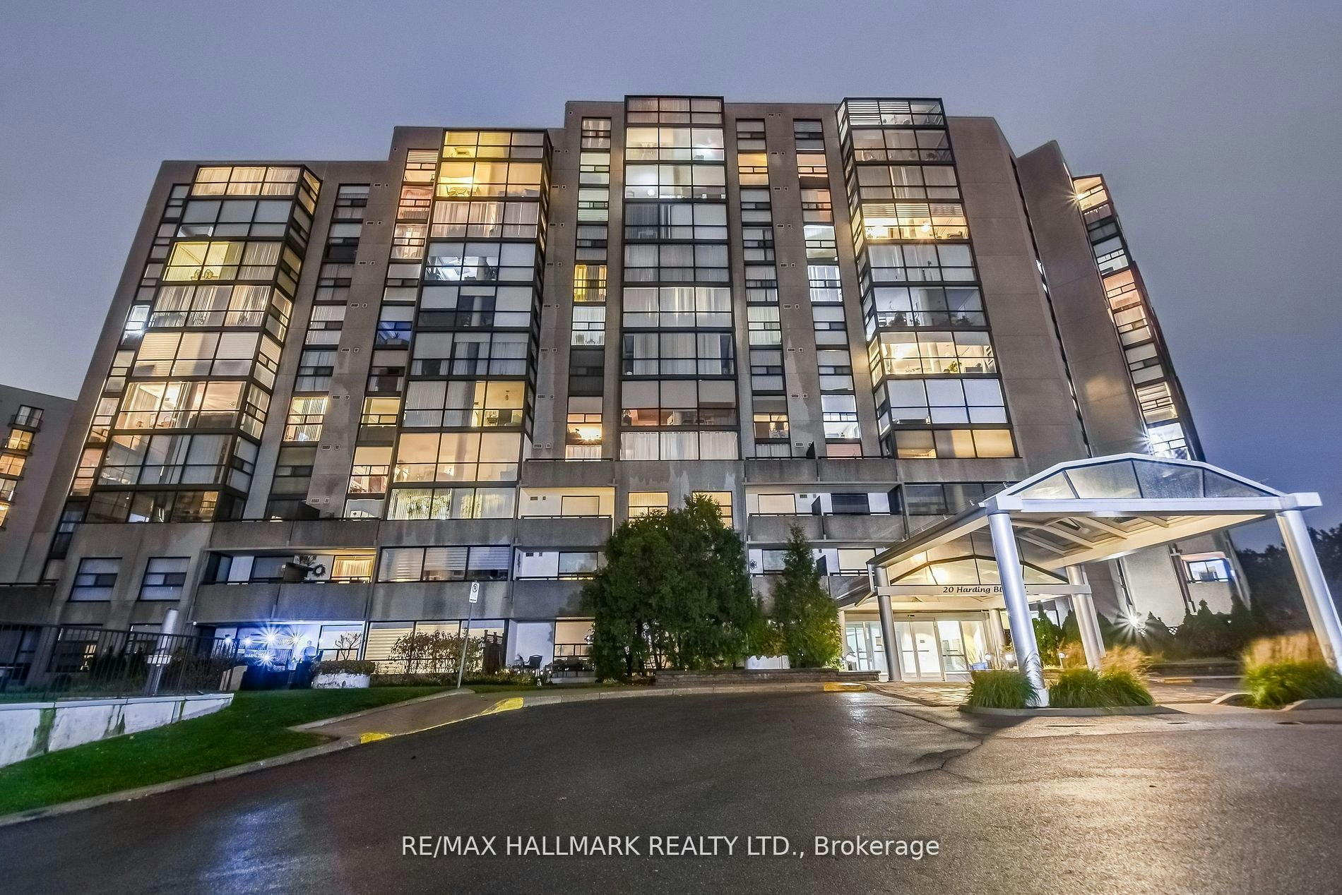 1211-20 Harding Boulevard W, Richmond Hill, ON, L4C 9S4 - 38