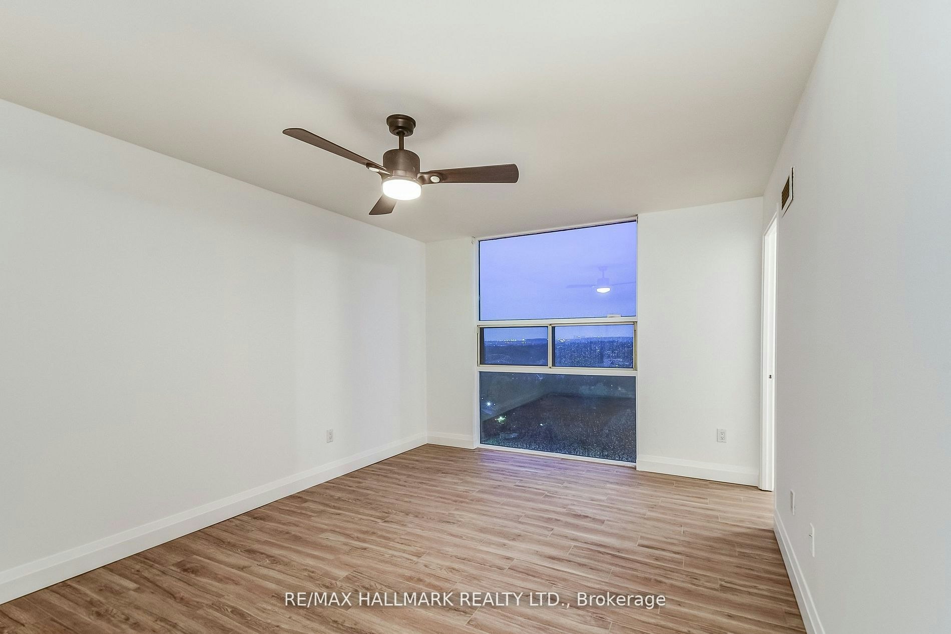 1211-20 Harding Boulevard W, Richmond Hill, ON, L4C 9S4 - 16