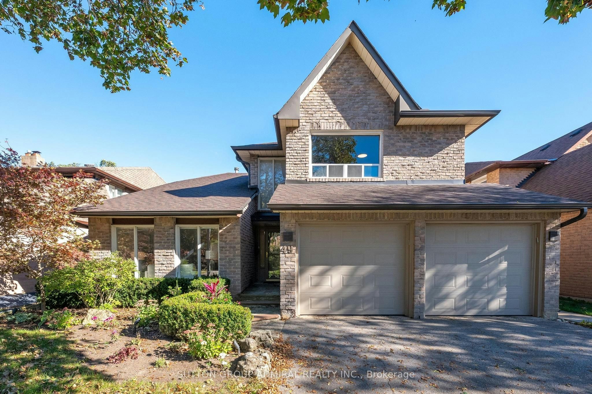49 Hetherington Crescent, Vaughan, ON, L4J 2M9