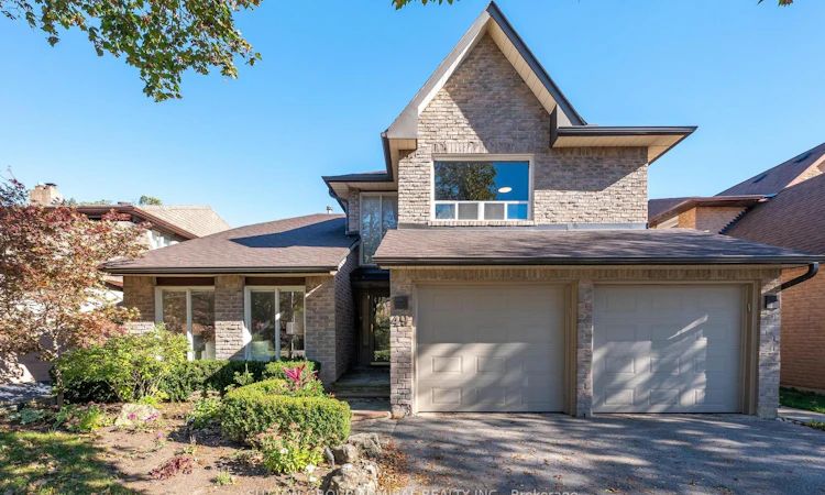 49 Hetherington Crescent