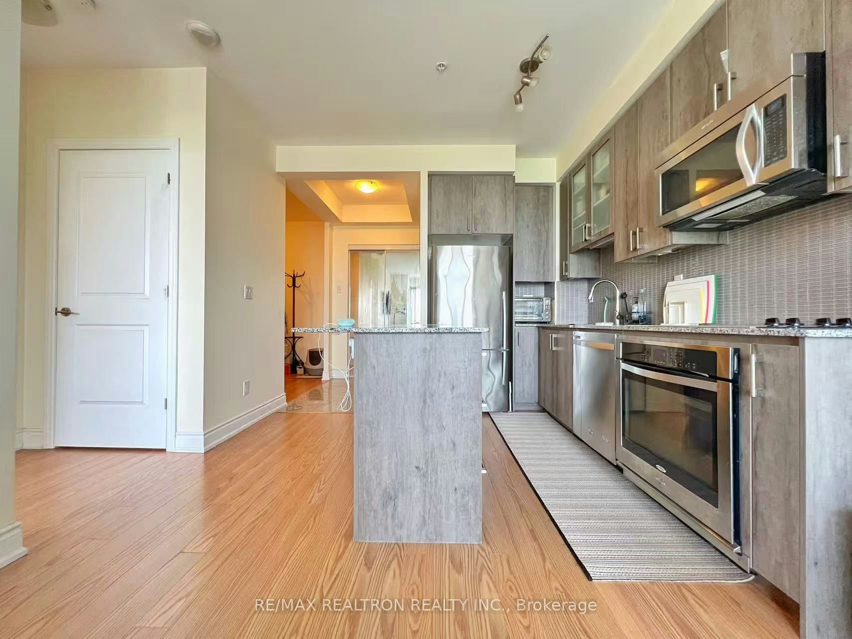 1611-9088 Yonge Street, Richmond Hill, ON, L4C 0Y6 - 9