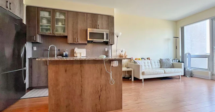 1611-9088 Yonge Street, Richmond Hill, ON, L4C 0Y6 - 7