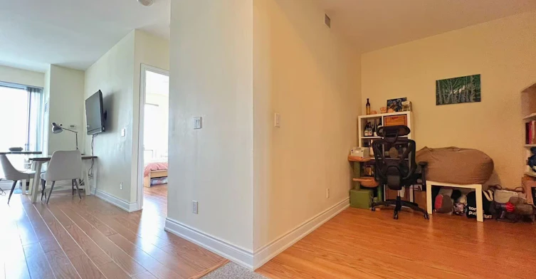 1611-9088 Yonge Street, Richmond Hill, ON, L4C 0Y6 - 3