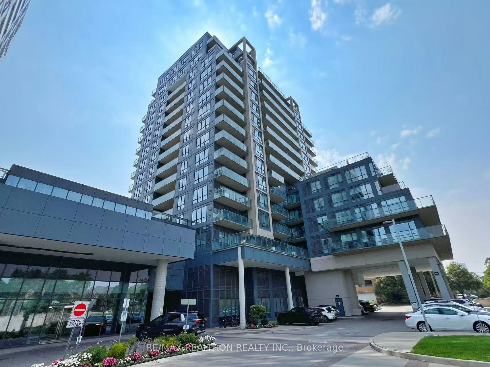 1611-9088 Yonge Street, Richmond Hill, ON, L4C 0Y6
