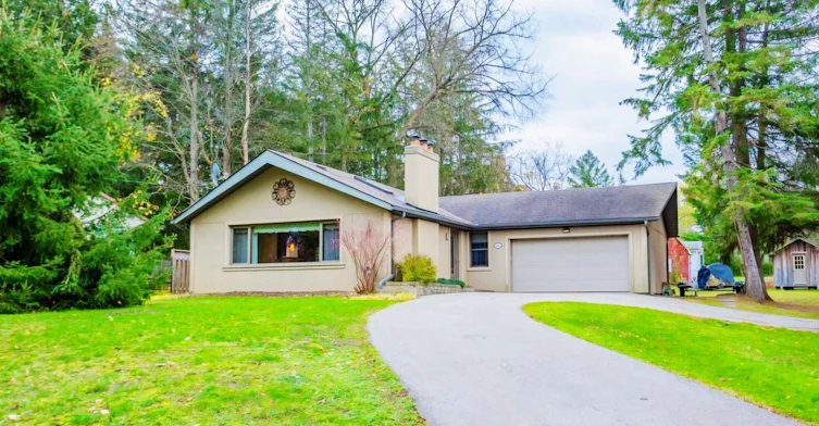 501 Sunset Beach Road, Richmond Hill, ON, L4E 3J3