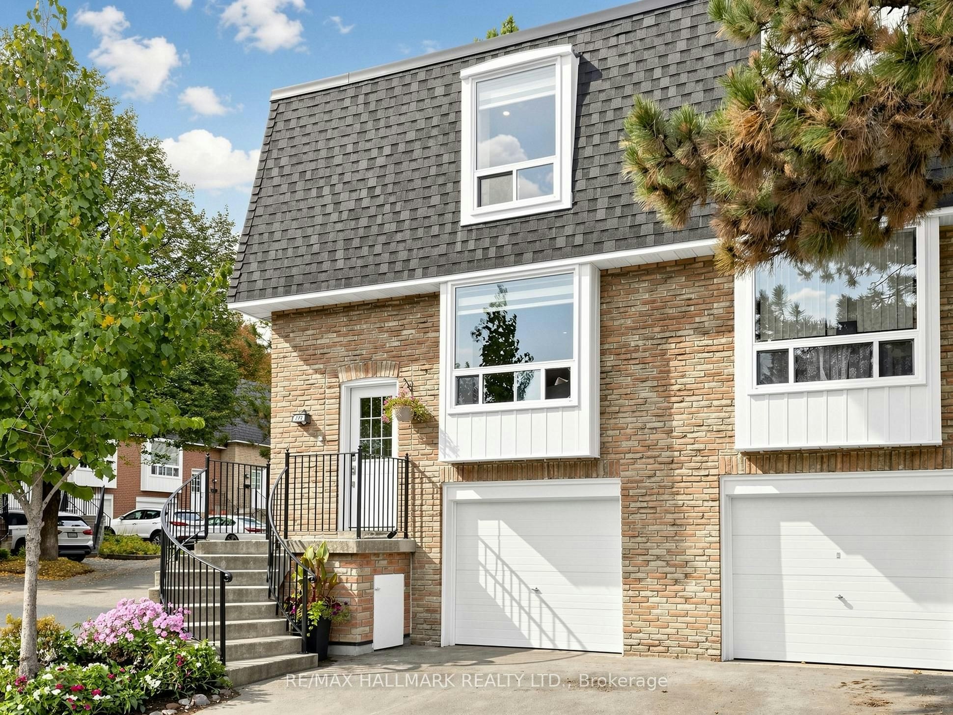 13-282 Royal Orchard Boulevard, Markham, ON, L3T 3E7
