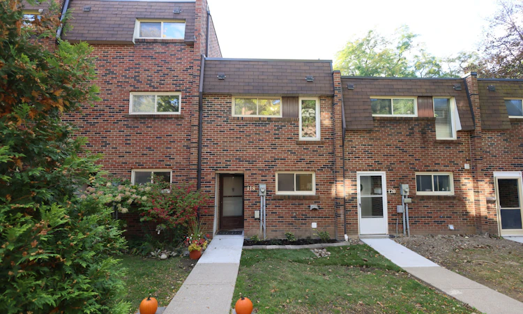 118 Wales Avenue