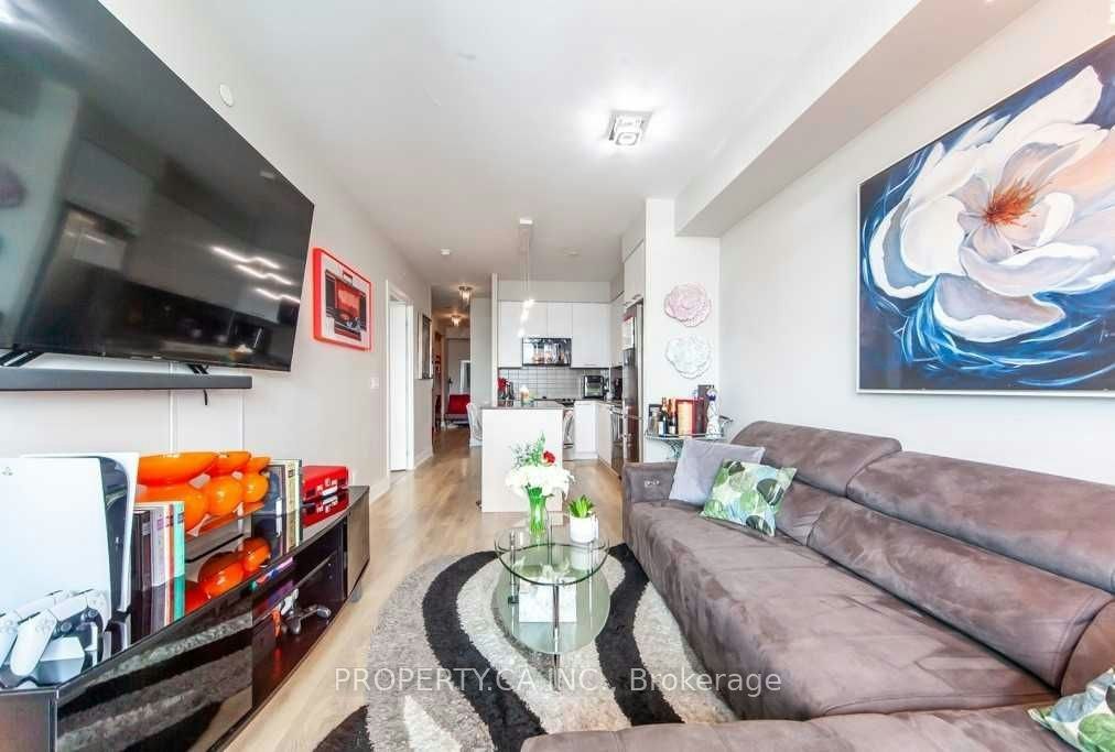 906-9471 Yonge Street, Richmond Hill, ON, L4C 0Z5 3