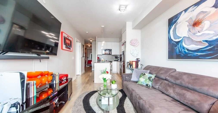 906-9471 Yonge Street, Richmond Hill, ON, L4C 0Z5 - 3
