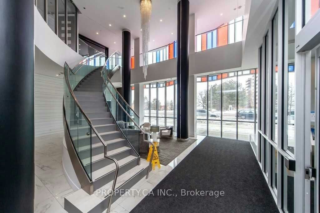 906-9471 Yonge Street, Richmond Hill, ON, L4C 0Z5 2