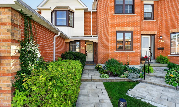32-315 Wilkes Court