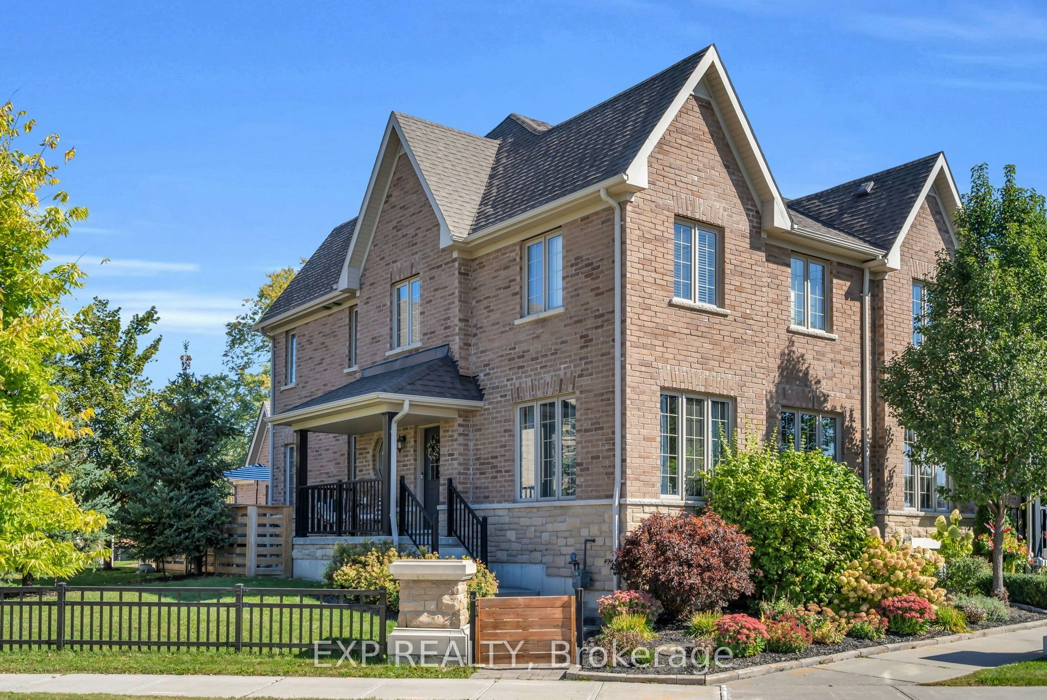 10 Vita Stephanie Court, Georgina, ON, L0E 1R0