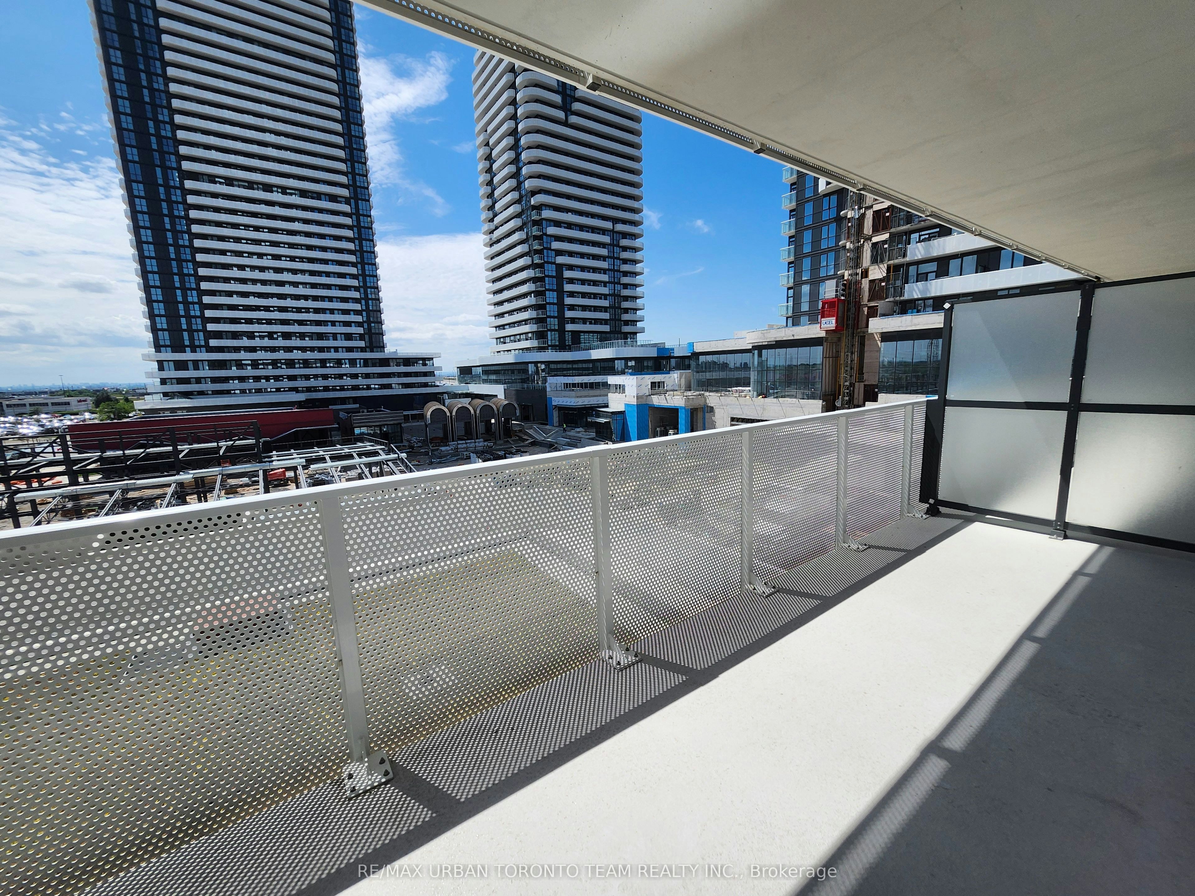 521-28 Interchange Way, Vaughan, ON, L4K 0P8 - 6