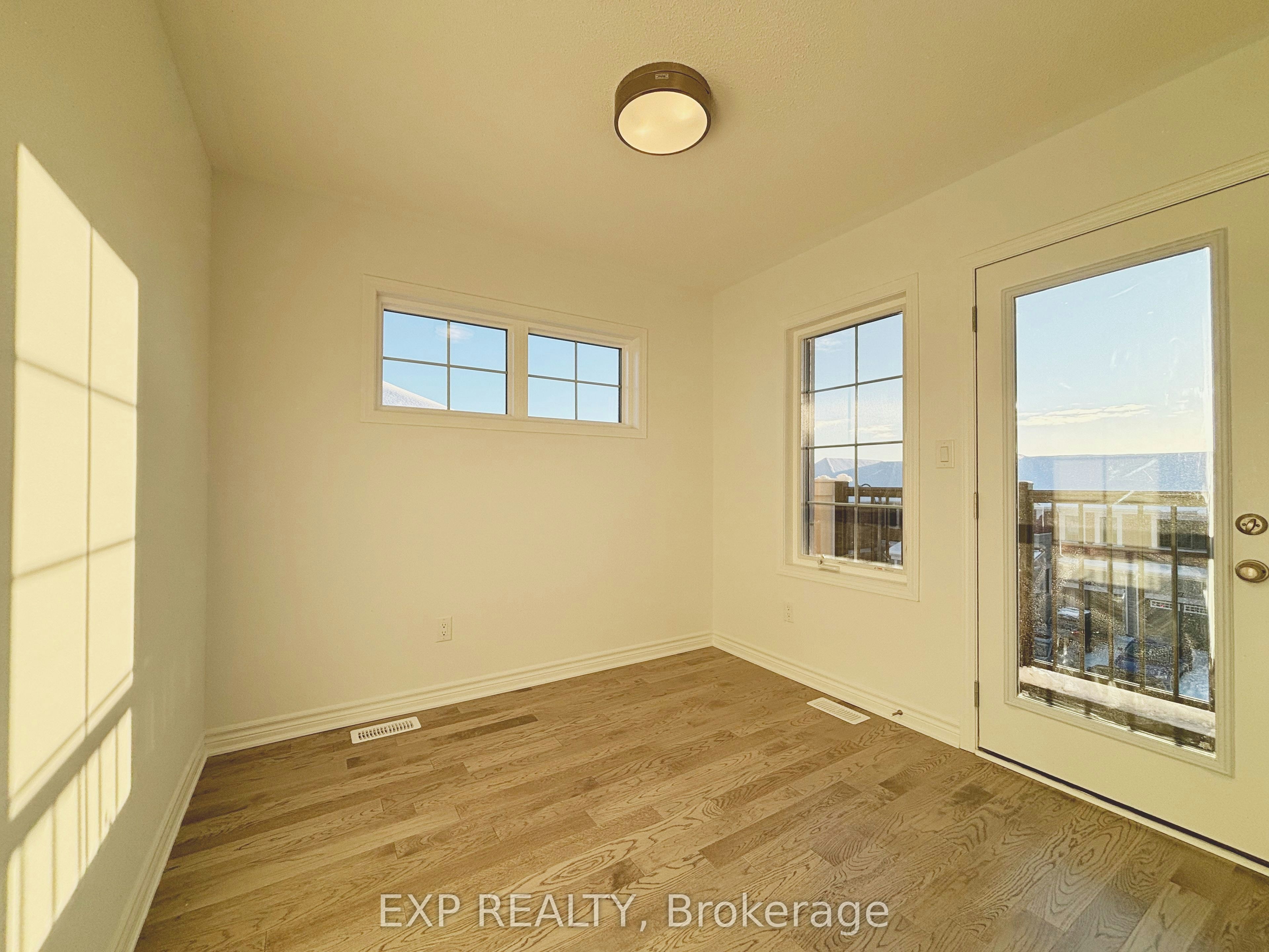 124 Azure Drive, Markham, ON, L6C 1N3 - 12