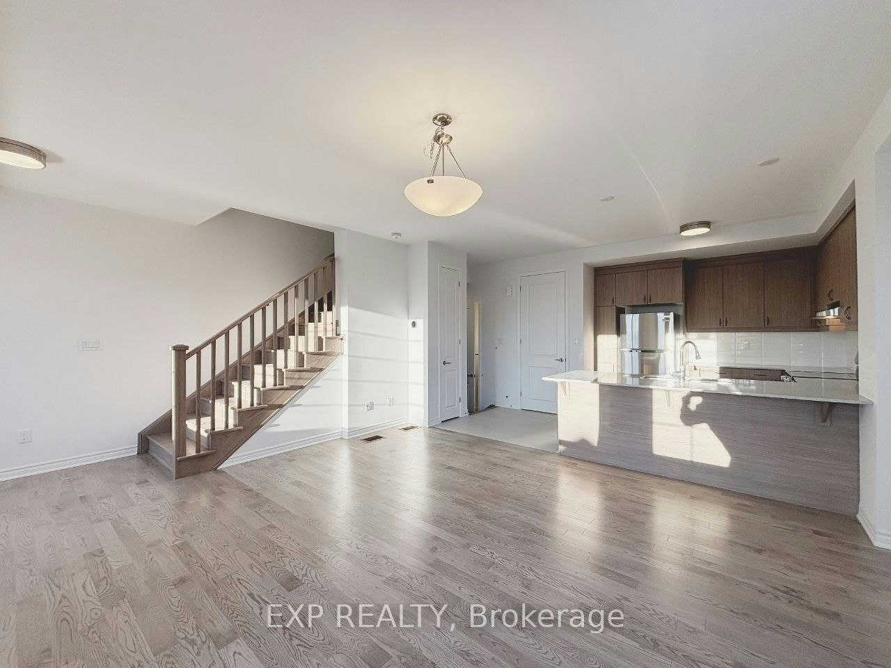 124 Azure Drive, Markham, ON, L6C 1N3 - 3