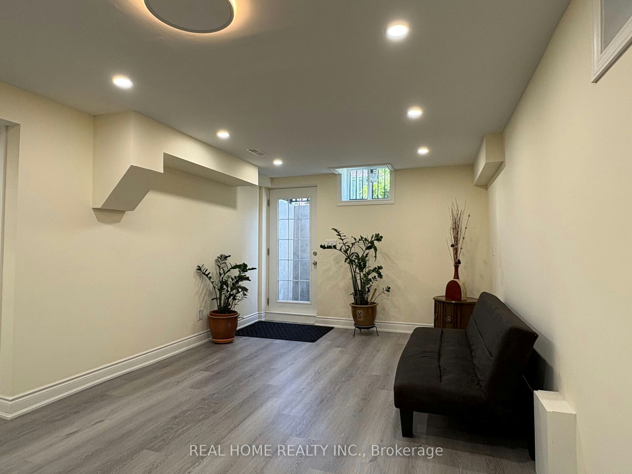 Lower Level-34 Lagani Avenue, Richmond Hill, ON, L4B 3E1 - 6