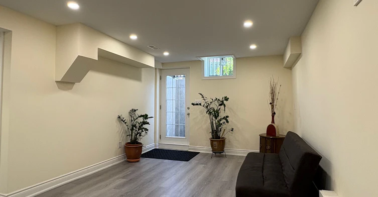 Lower Level-34 Lagani Avenue, Richmond Hill, ON, L4B 3E1 - 6
