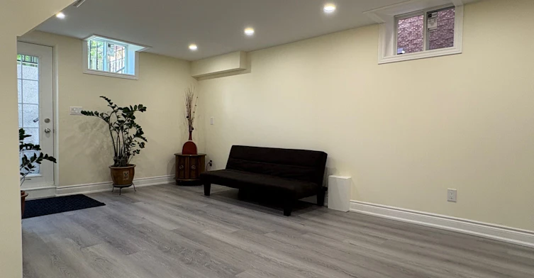 Lower Level-34 Lagani Avenue, Richmond Hill, ON, L4B 3E1 - 11