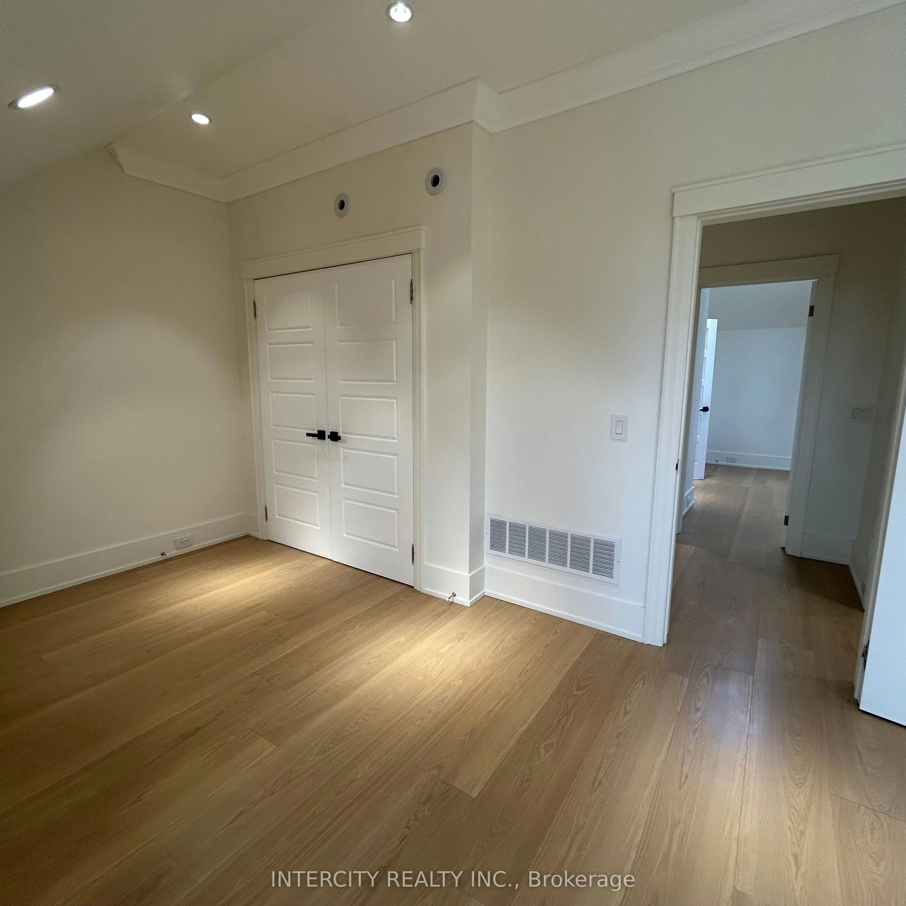 15-263 Barrie Street, Bradford West Gwillimbury, ON, L3Z 4M8 - 15