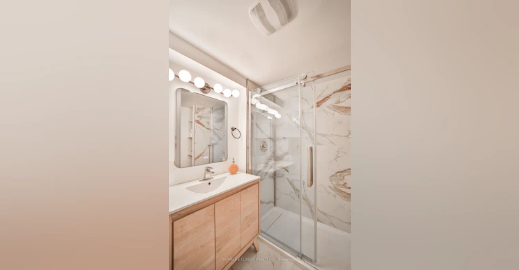 427 Crossland Gate, Newmarket, ON, L3X 1B9 - 15