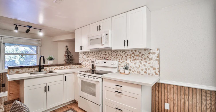427 Crossland Gate, Newmarket, ON, L3X 1B9 - 16