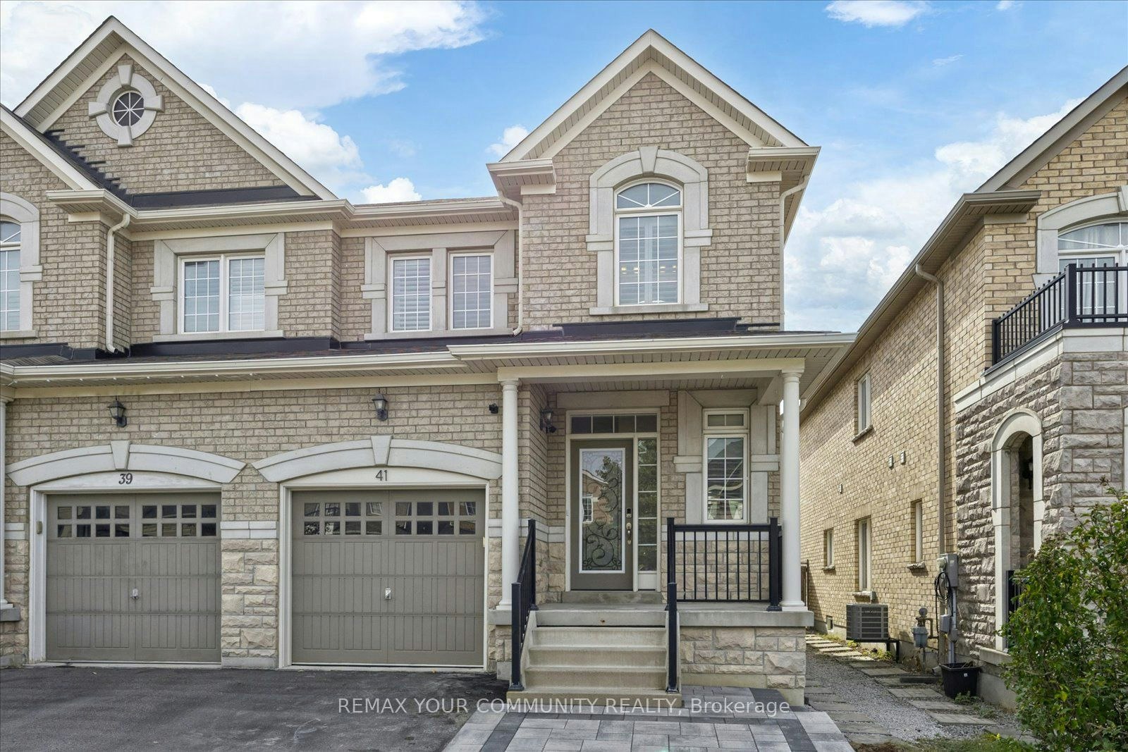 41 Lauderdale Drive, Vaughan, ON, L6A 4G8