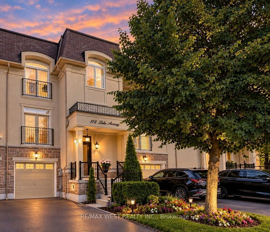 112 Lake Avenue, Richmond Hill, ON, L4E 3G6