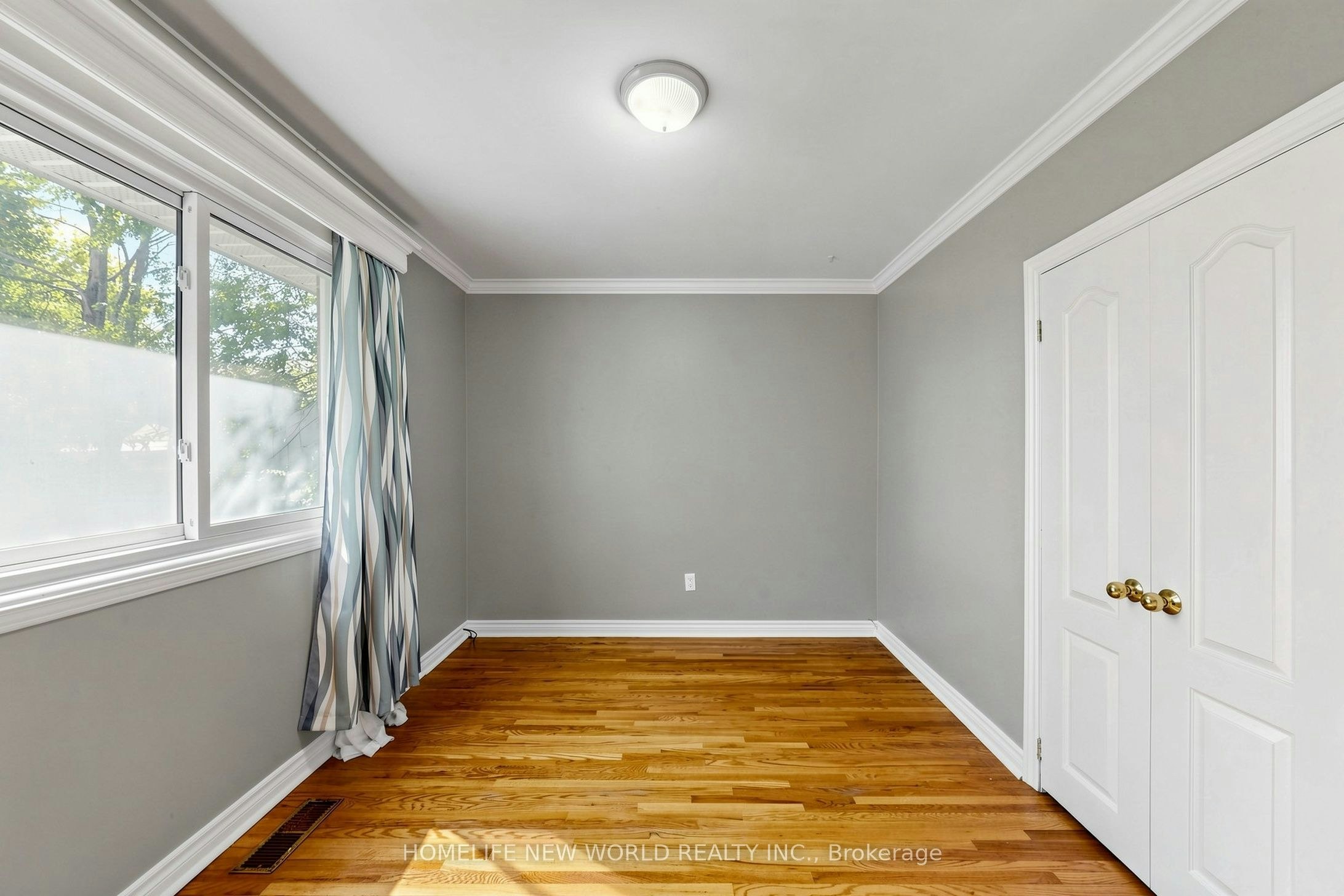 MAIN-65 Walter Avenue, Newmarket, ON, L3Y 2T4 - 21