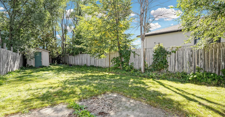 MAIN-65 Walter Avenue, Newmarket, ON, L3Y 2T4 - 25