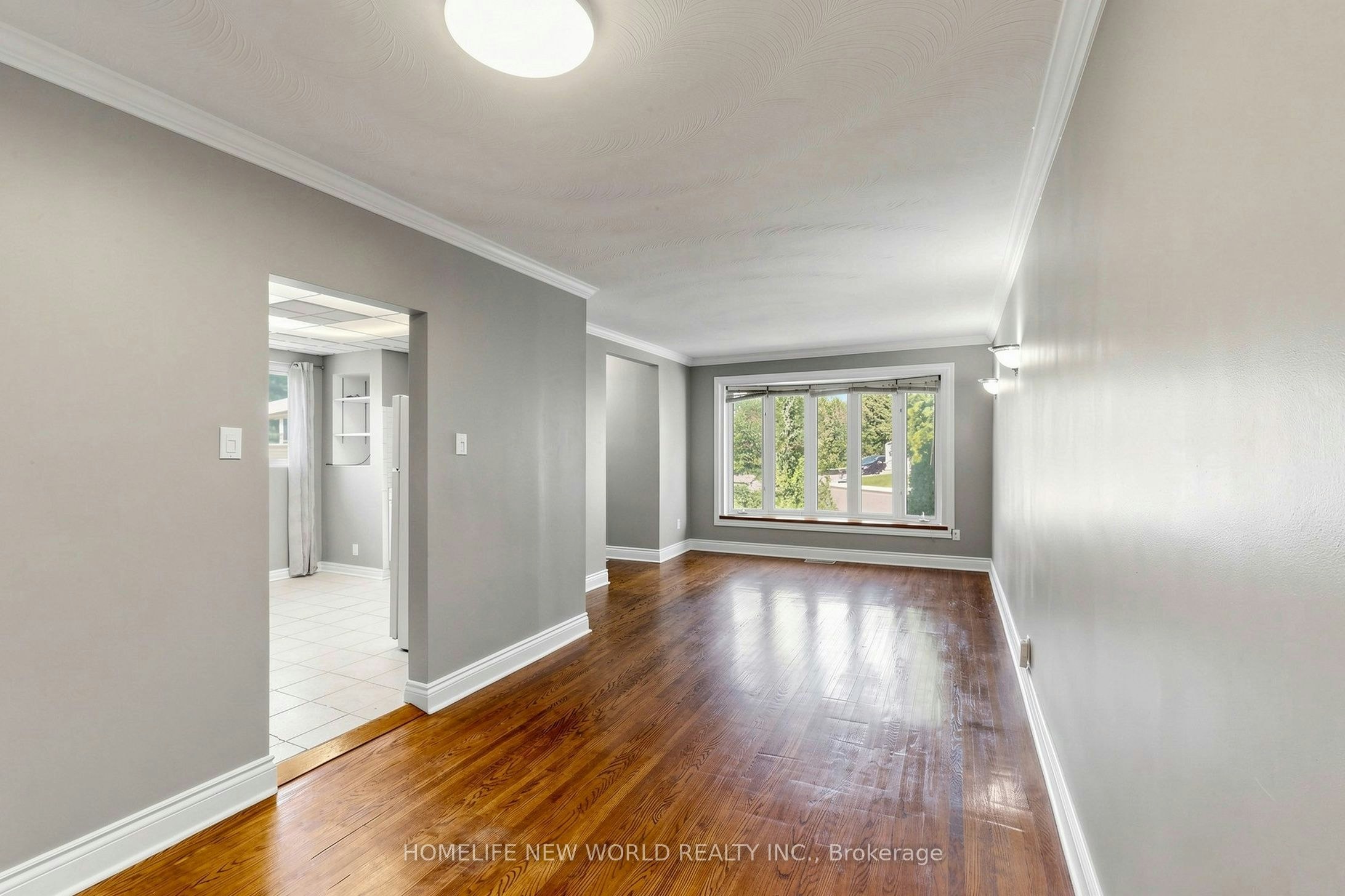 MAIN-65 Walter Avenue, Newmarket, ON, L3Y 2T4 - 4