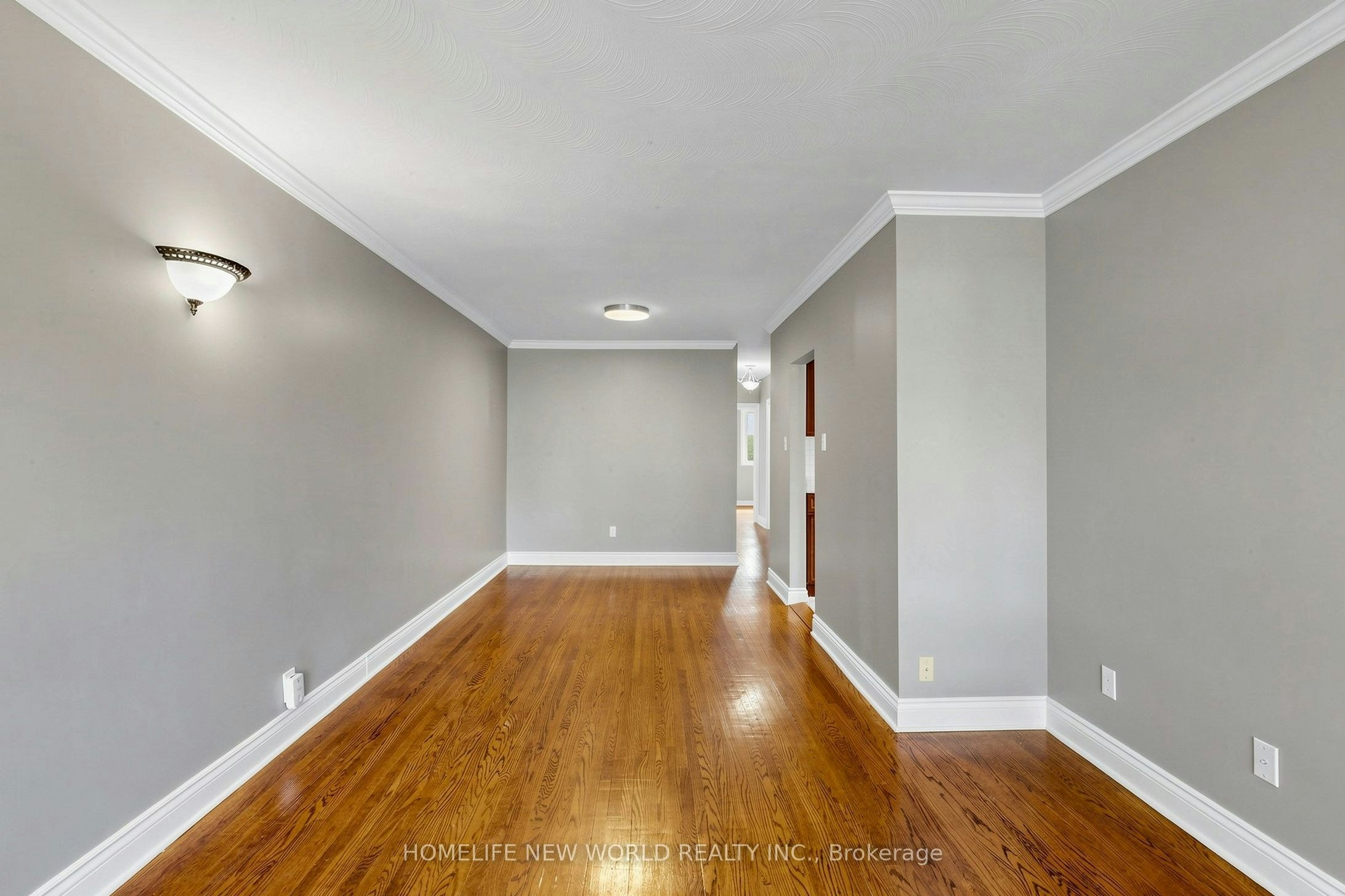 MAIN-65 Walter Avenue, Newmarket, ON, L3Y 2T4 - 6