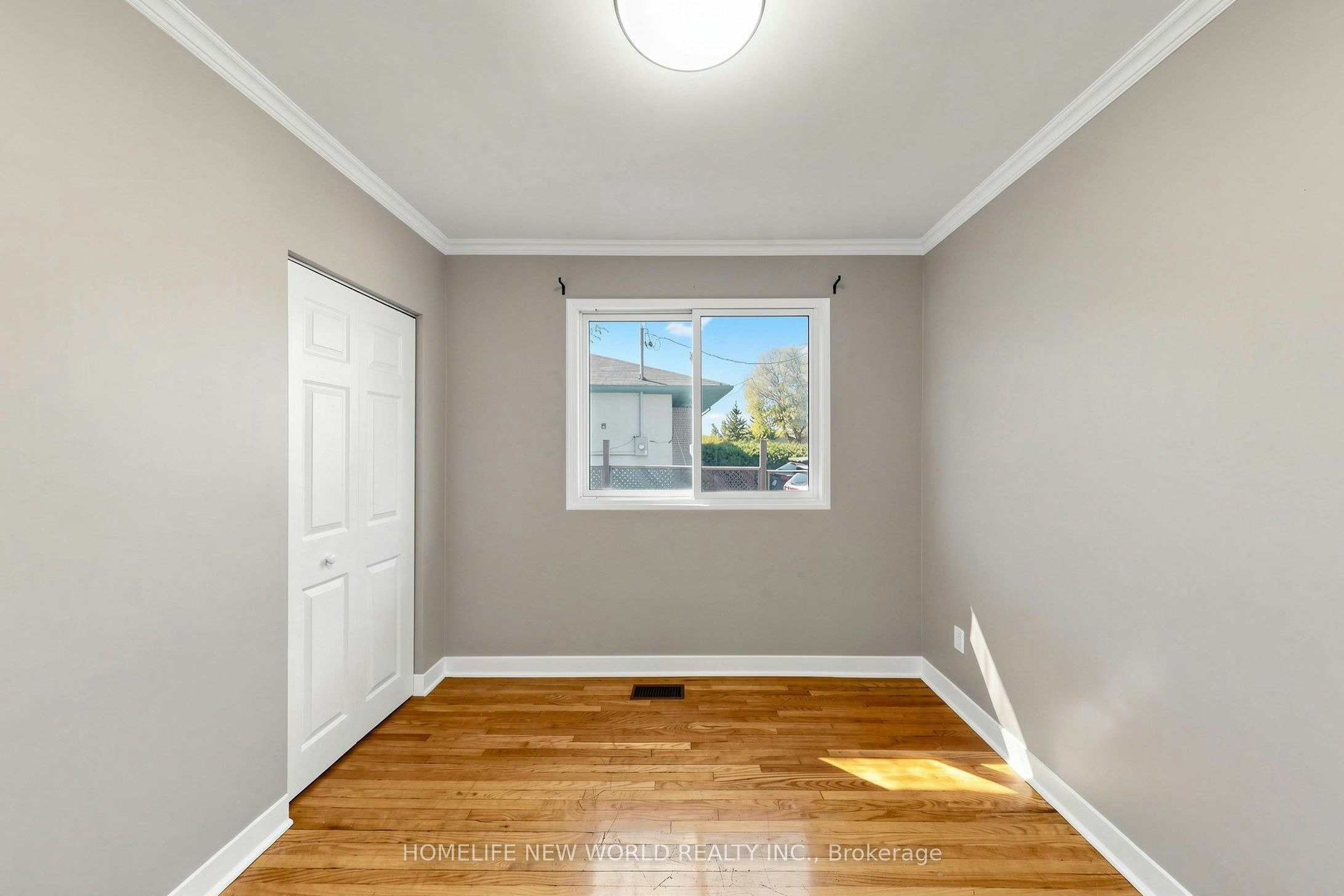 MAIN-65 Walter Avenue, Newmarket, ON, L3Y 2T4 - 16