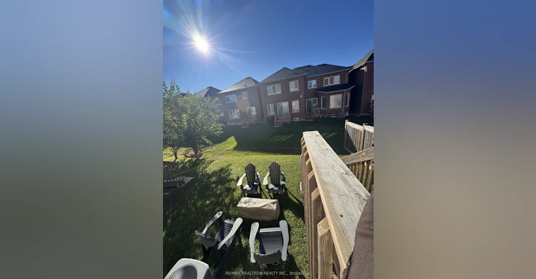 49 Mondial Crescent, East Gwillimbury, ON, L9N 0S2 - 10