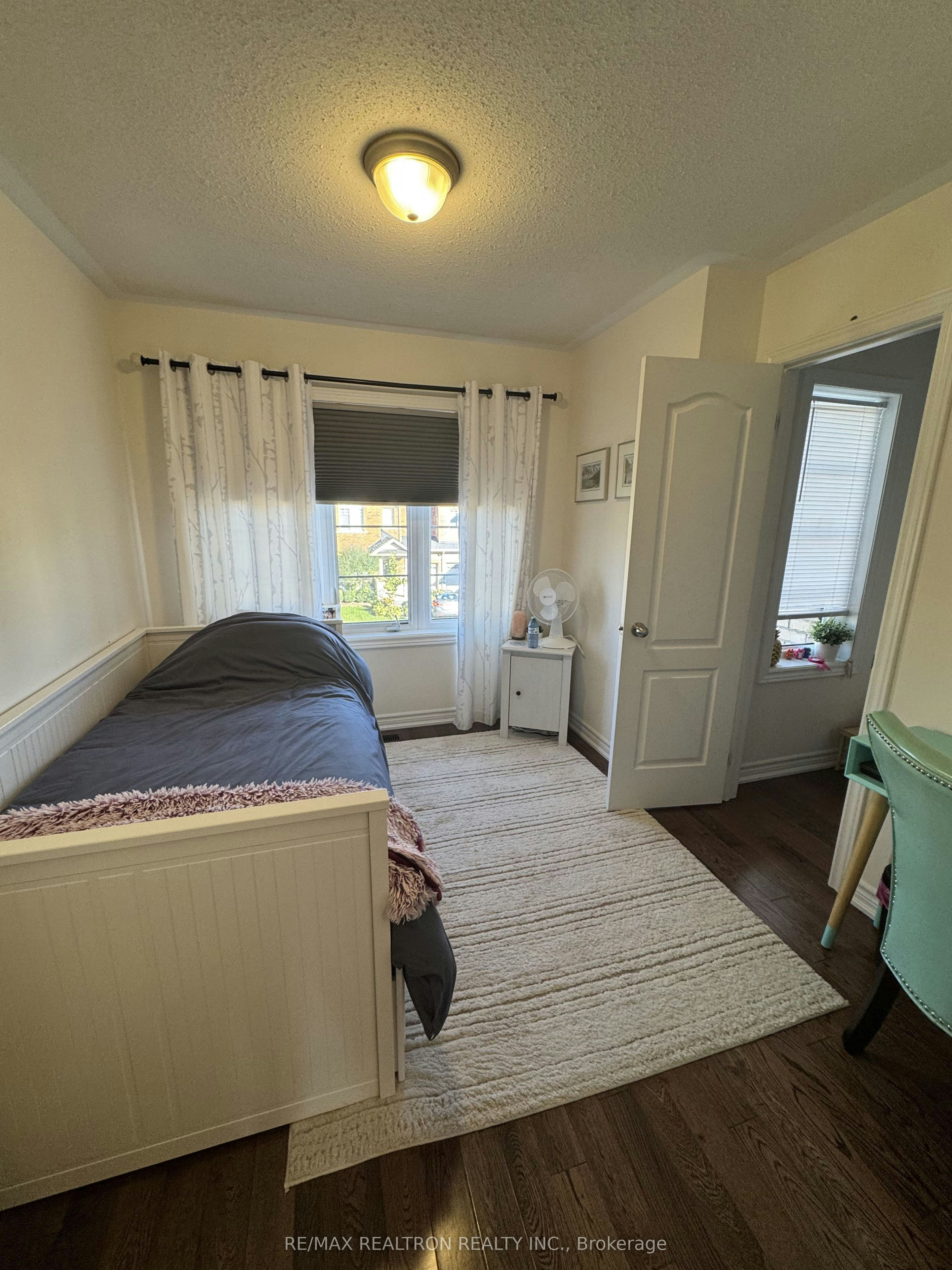 49 Mondial Crescent, East Gwillimbury, ON, L9N 0S2 - 11