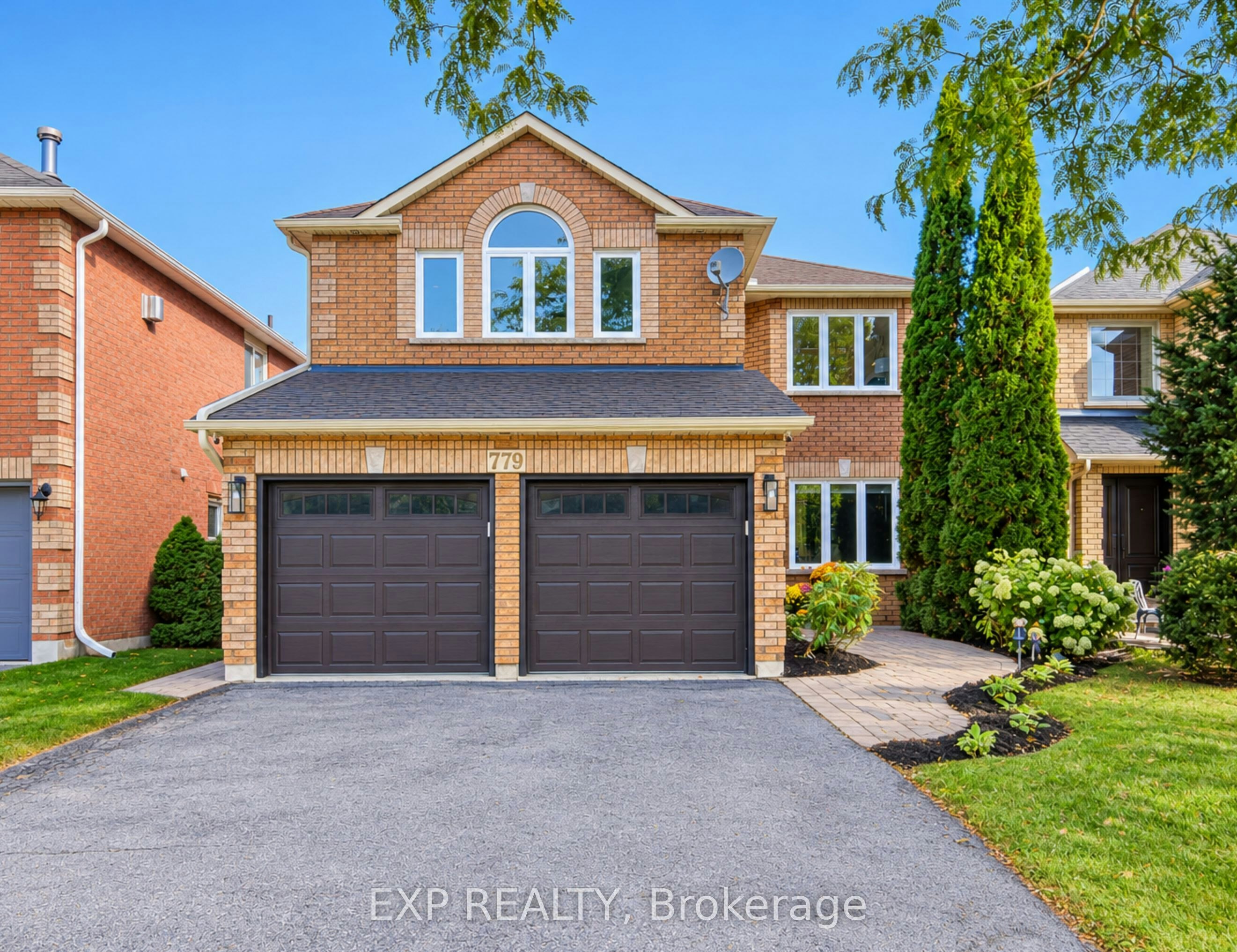779 Mclaren Street, Newmarket, ON, L3Y 8H3