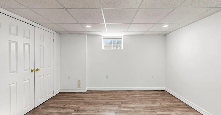 BSMT-65 Walter Avenue, Newmarket, ON, L3Y 2T4 - 9