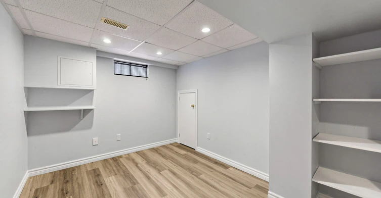 BSMT-65 Walter Avenue, Newmarket, ON, L3Y 2T4 - 11