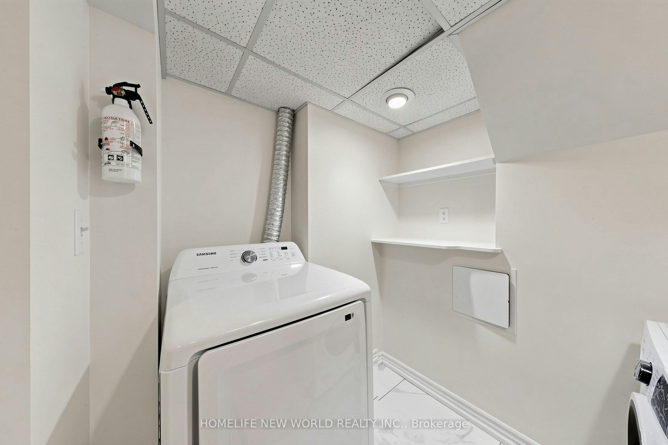 BSMT-65 Walter Avenue, Newmarket, ON, L3Y 2T4 - 15