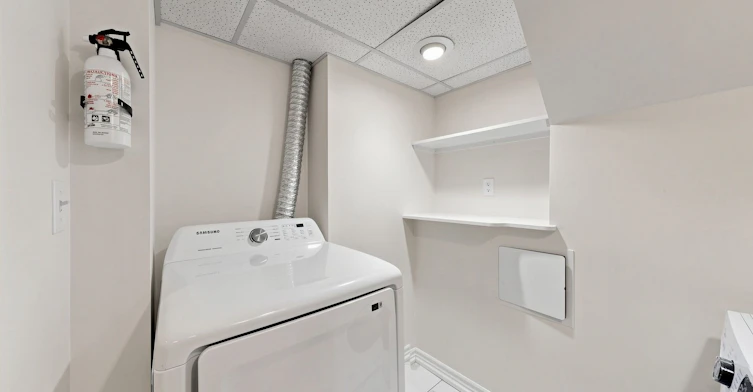 BSMT-65 Walter Avenue, Newmarket, ON, L3Y 2T4 - 15