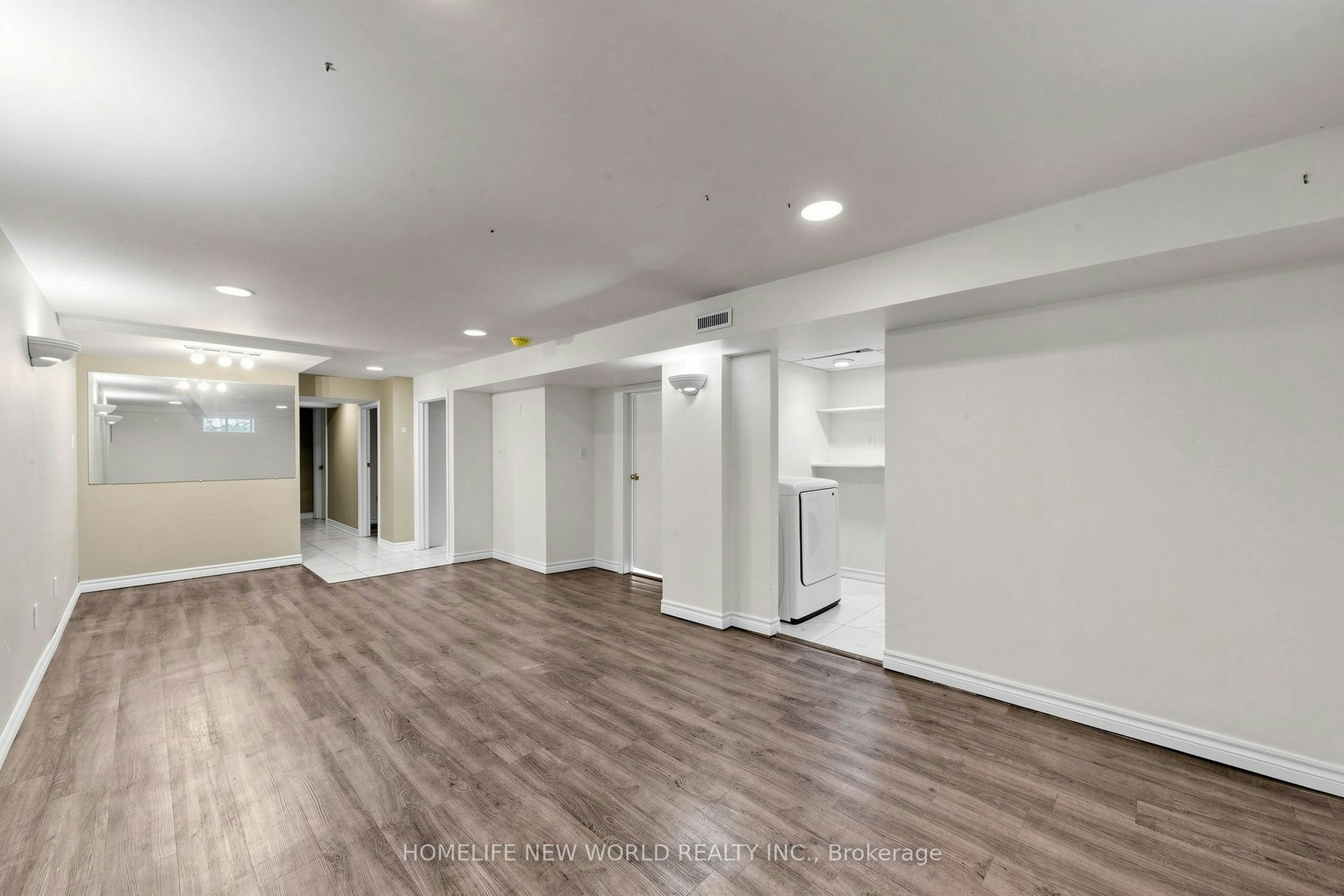 BSMT-65 Walter Avenue, Newmarket, ON, L3Y 2T4 - 3