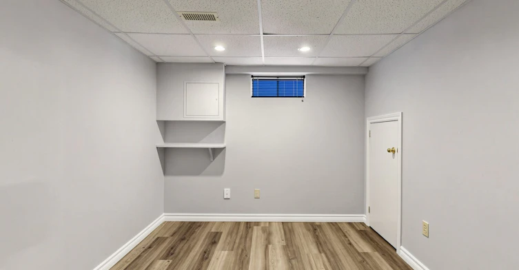 BSMT-65 Walter Avenue, Newmarket, ON, L3Y 2T4 - 12