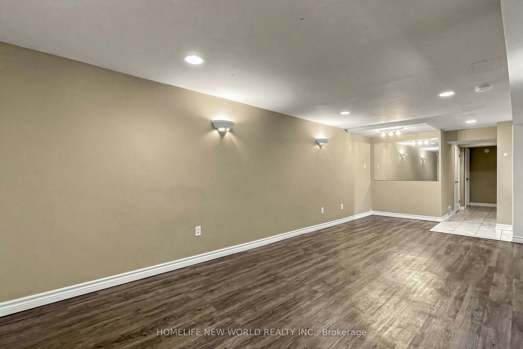 BSMT-65 Walter Avenue, Newmarket, ON, L3Y 2T4 - 5