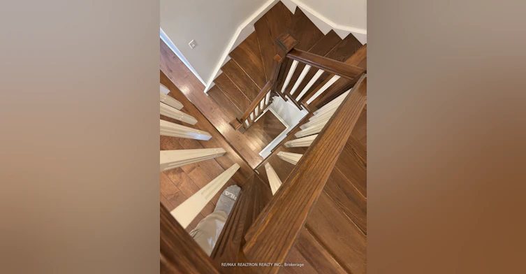 6 Joanna Crescent, Vaughan, ON, L4J 5E7 - 7