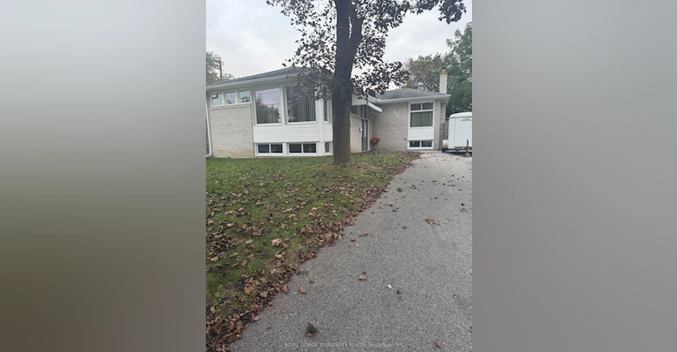 444 Osiris Drive, Richmond Hill, ON, L4C 2P9